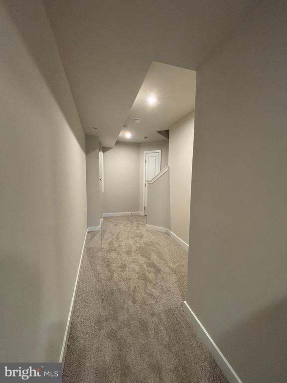 Building Photo - 2646 Tisbury Ln