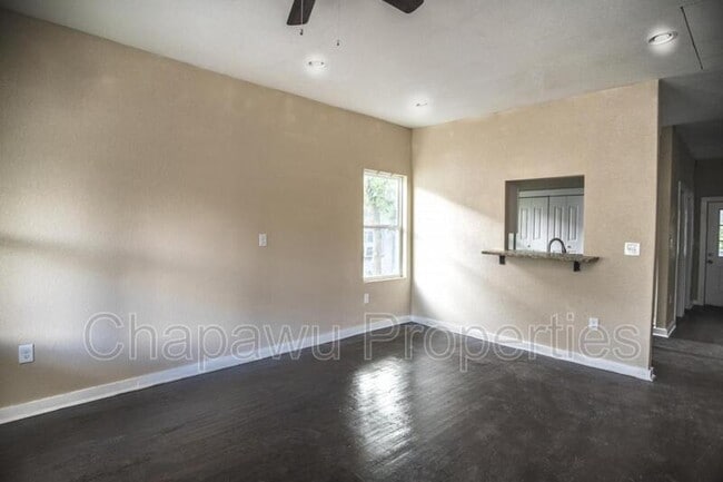 Building Photo - 514 Virginia Blvd