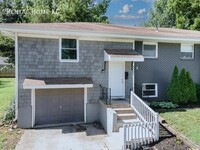 Building Photo - 9007 W 78th Cir