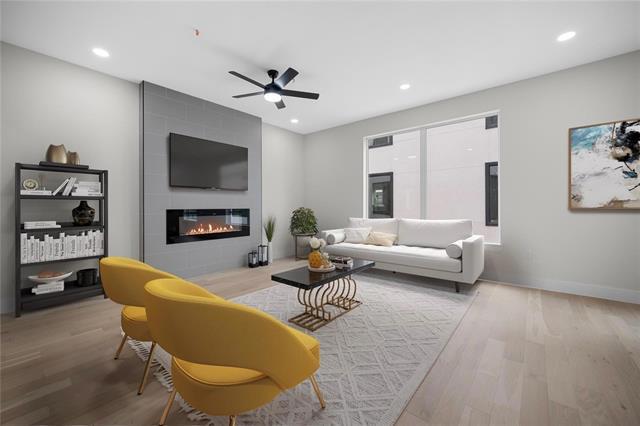 Building Photo - 1512 Seegar St