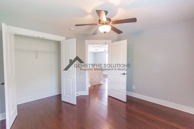 Building Photo - 1041 Honey Bush Cir