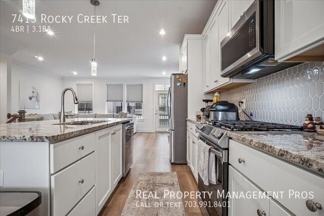 Building Photo - 7415 Rocky Crk Ter