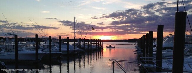 Building Photo - 101 15th Ave