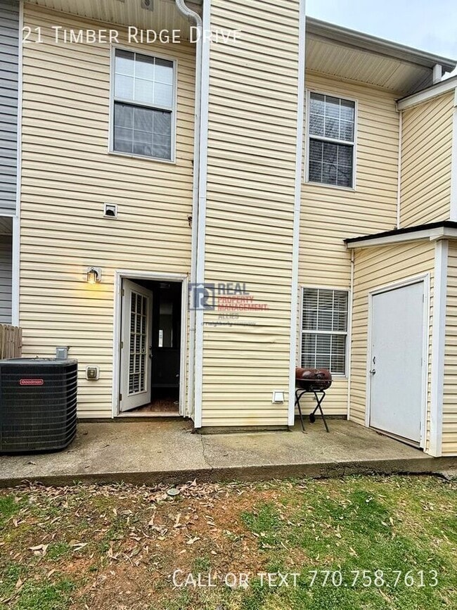 Building Photo - 21 Timber Ridge Dr