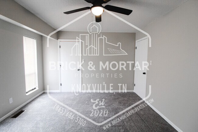 Building Photo - 2105 Belle Terra Rd