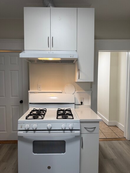 Kitchen - 677 Westford St