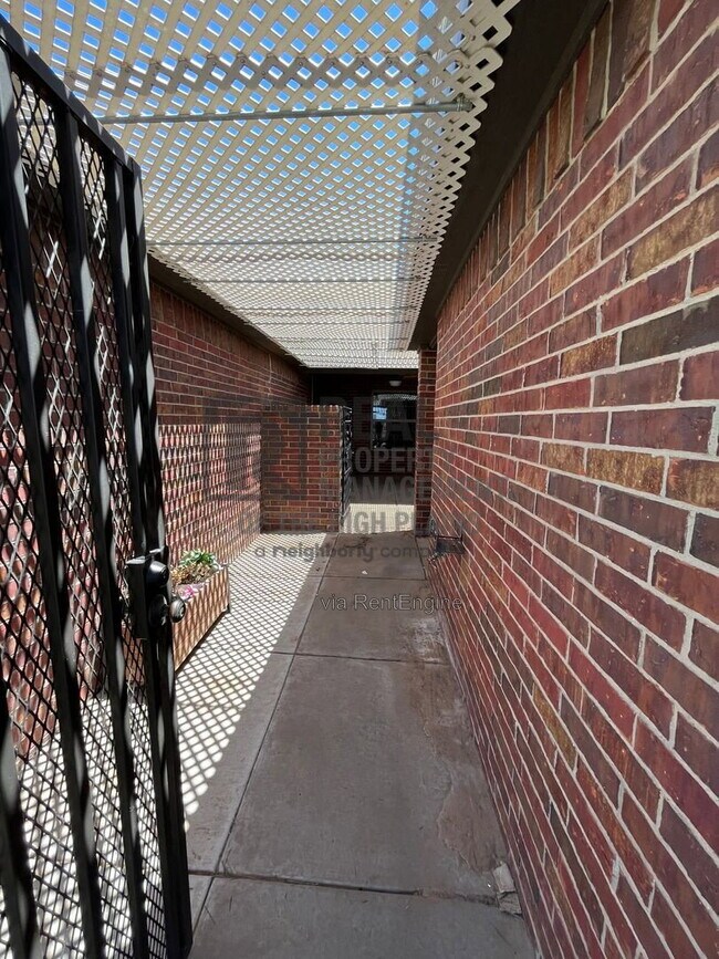 Building Photo - 4513 Katharina Ct