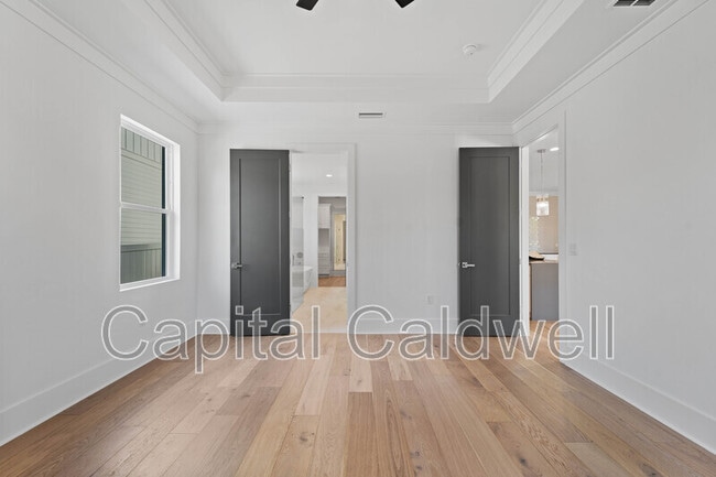 Building Photo - 2345 Bahia Vista St