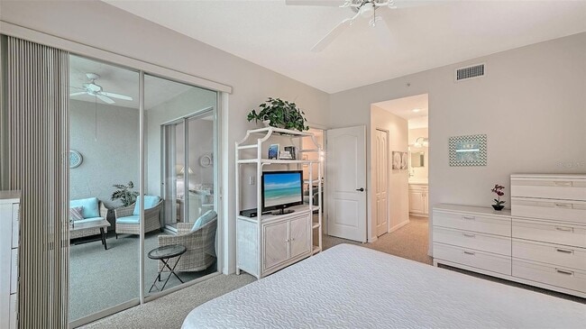 Building Photo - 8750 Olde Hickory Ave