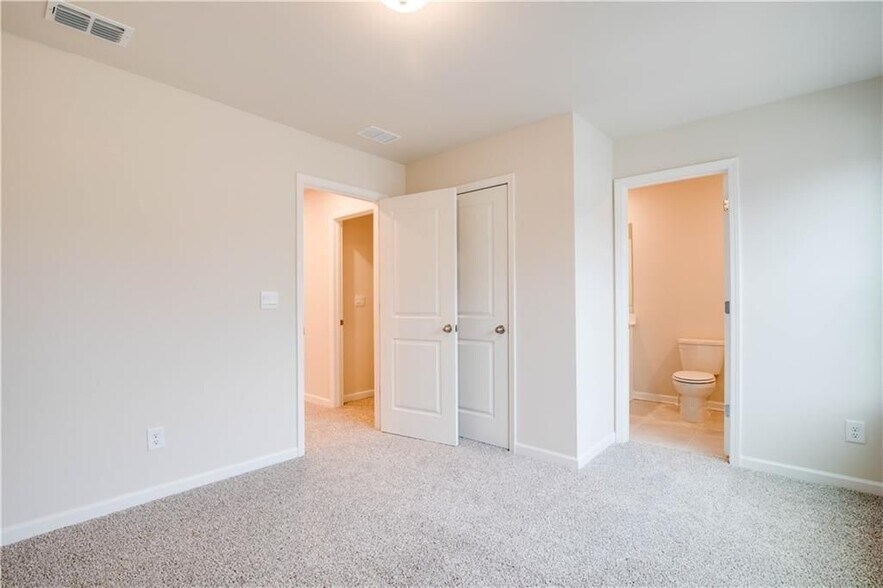 Building Photo - 282 Timberland Ave