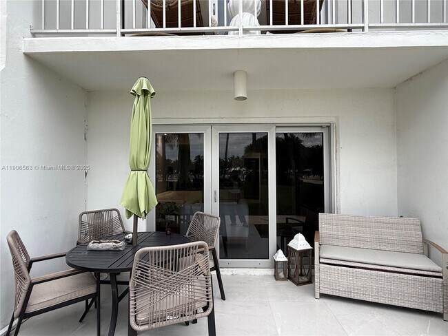 Building Photo - 881 Ocean Dr