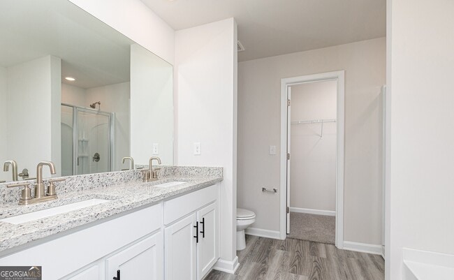 Building Photo - 3983 Hidden River Ln