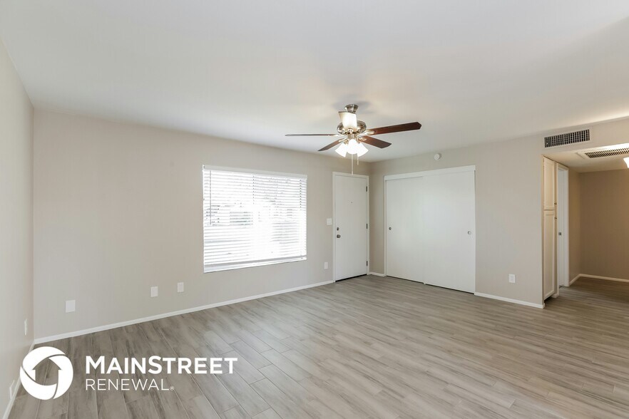 Building Photo - 5122 E Nambe St