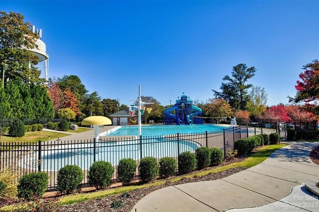 Building Photo - 2506 Gallery Drive