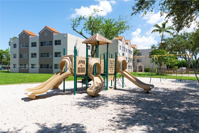 Building Photo - 6135 NW 186th St