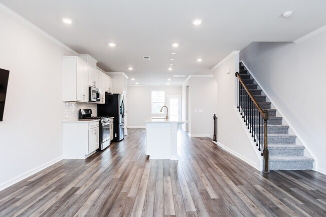 Building Photo - 1106 Shoreside Dr