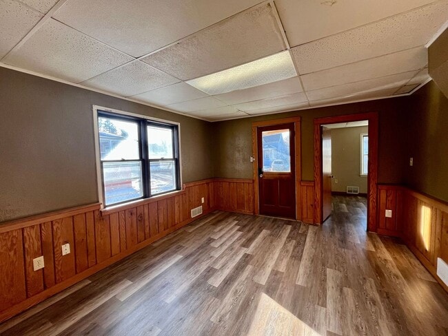Building Photo - 2 Bed 1 Bath Single Family Home in Rhinelander