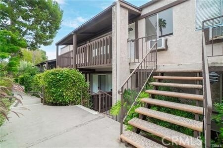 Building Photo - 322 Miraleste Dr