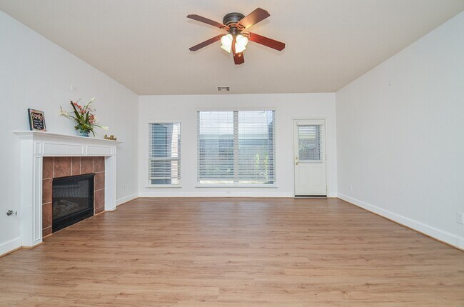 Building Photo - 3003 Sage Grouse Ct