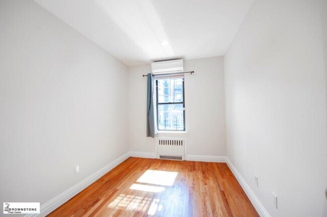 Building Photo - 3 bedroom in BROOKLYN NY 11215