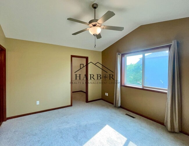 Building Photo - 5011 4th St NW