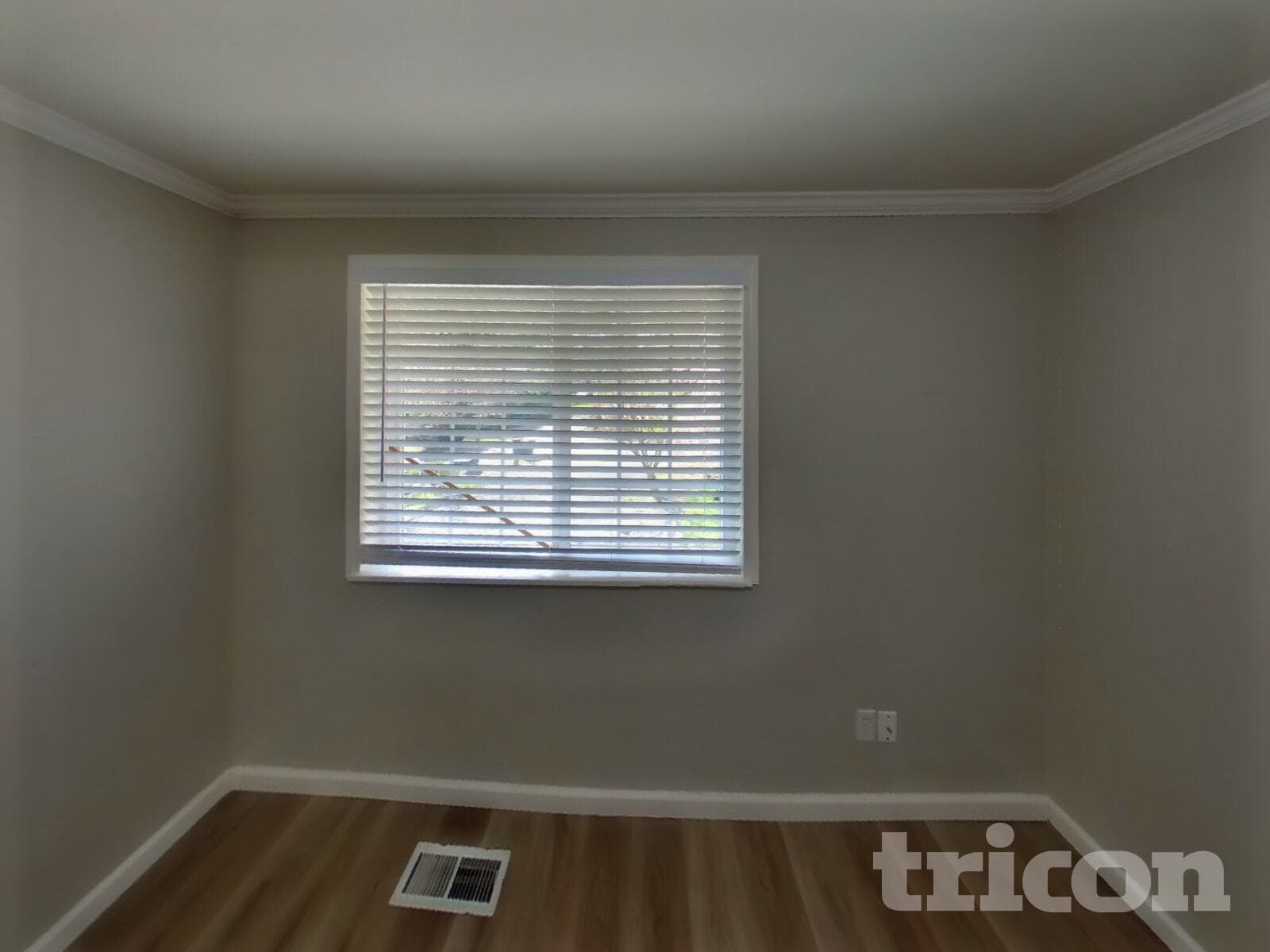 Building Photo - 3394 Tyee Pl NE