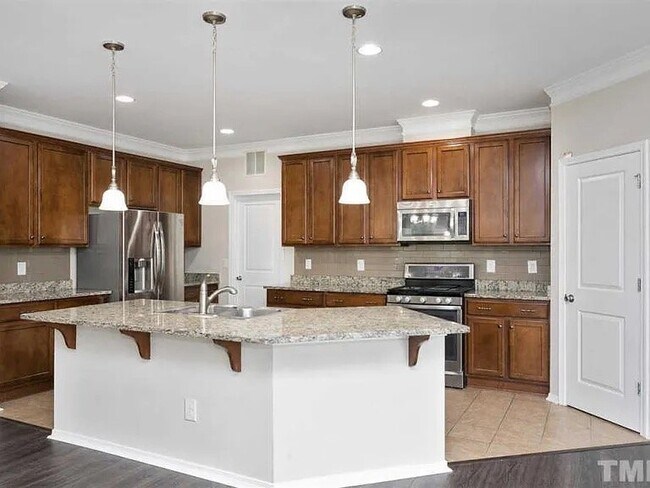 Building Photo - 5602 Black Maple Dr