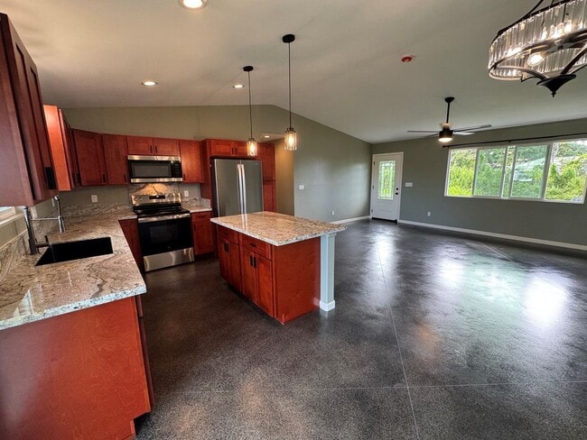 Building Photo - 16-2074 Lilikoi Dr.