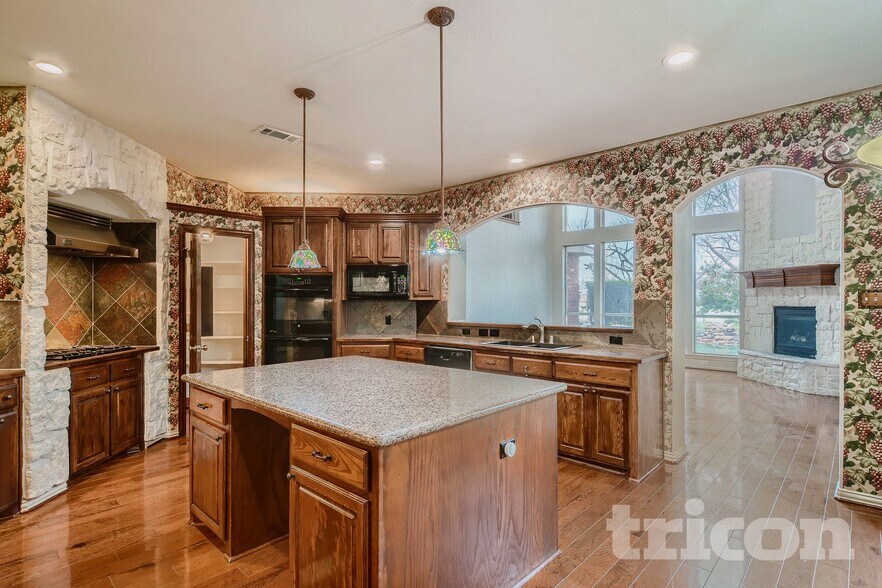 Building Photo - 10601 Waterview Pkwy