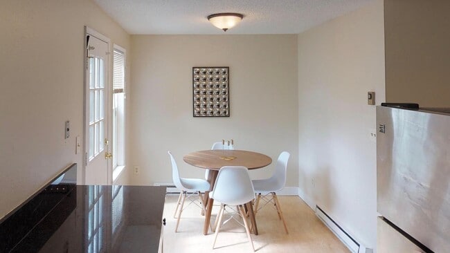 Building Photo - 3535 N Borthwick Ave