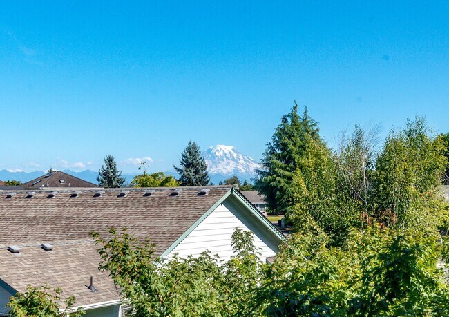 Building Photo - 2709 17th Ave Ct SW