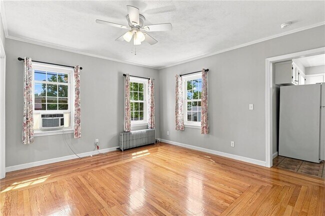 Building Photo - 51 Pettaconsett Ave