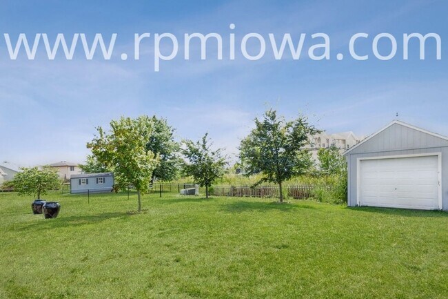 Building Photo - FINISHED BASEMENT!! 4 Bedroom, 3 Bathroom Home in North Ankeny