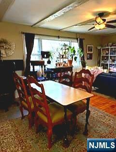 Building Photo - 15 Cross