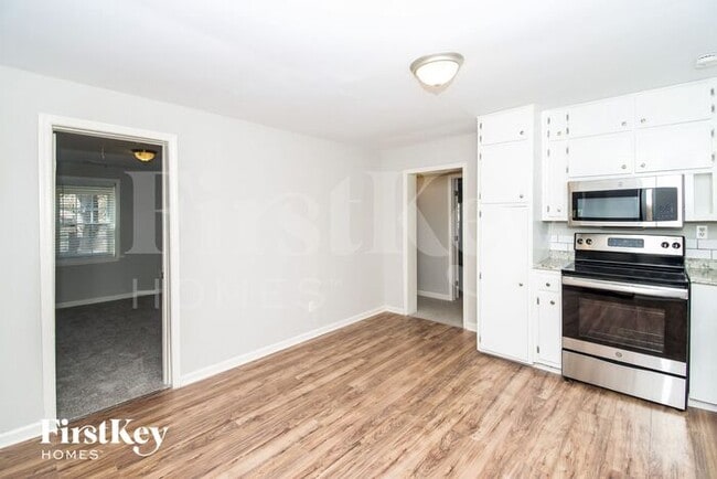 Building Photo - 3966 Oglesby Rd