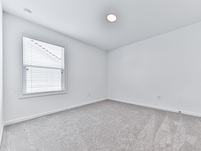 Building Photo - 611 Elwick Ln