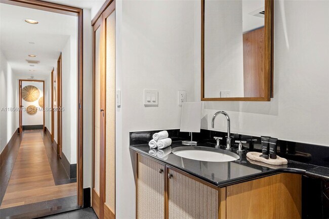 Building Photo - 101 20th St