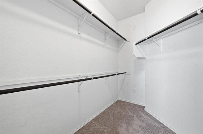 Building Photo - 172 Noddy Rd