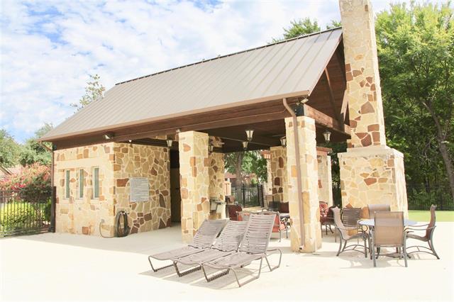 Building Photo - 4821 Bayview Dr