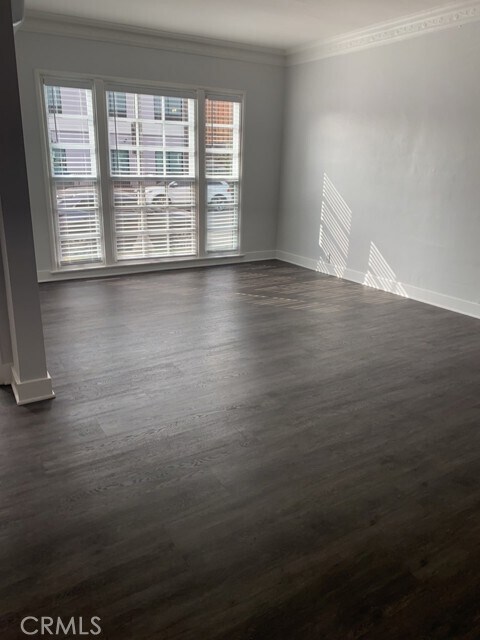 Building Photo - 3900 5th St