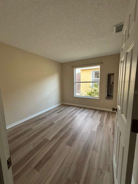 Building Photo - 2981 Viscount Cir