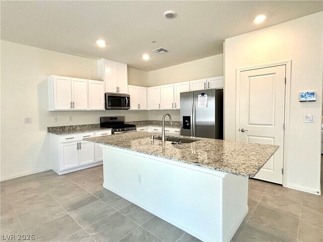 Building Photo - 4540 Bayley Skye Ave