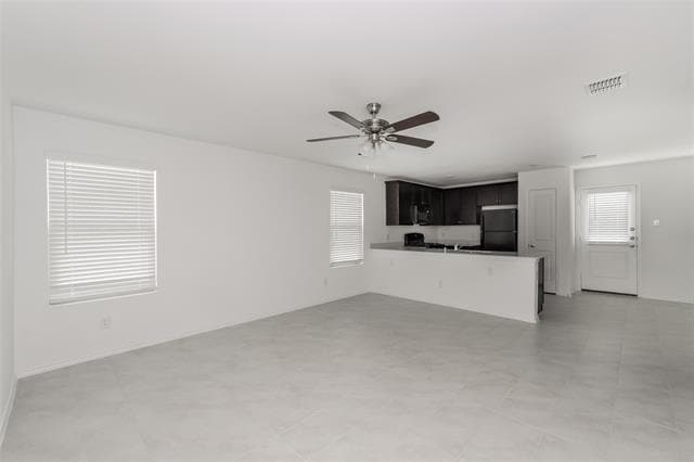 Building Photo - 8432 Fawn Creek Dr