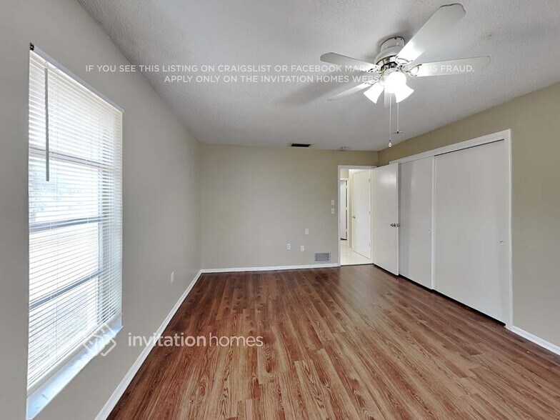 Building Photo - 8900 Phyliss Ave