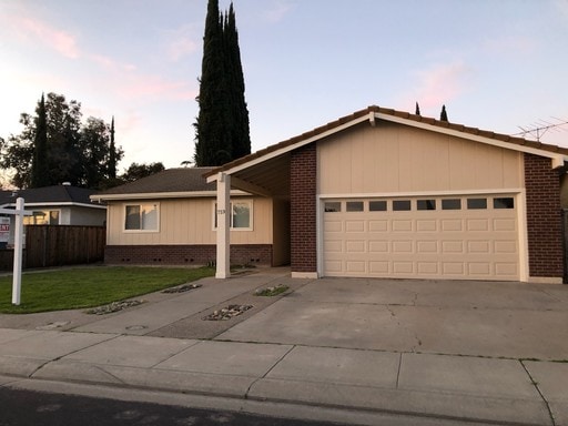 Primary Photo - MANTECA 3 BEDROOM 2 BATH HOME