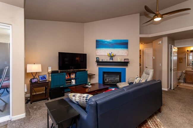 Building Photo - Beautiful upper-level condo in gated community!!!