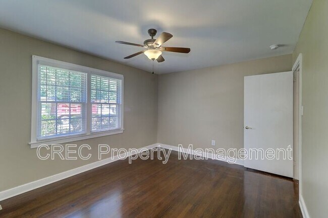 Building Photo - 5639 Flanders Ave