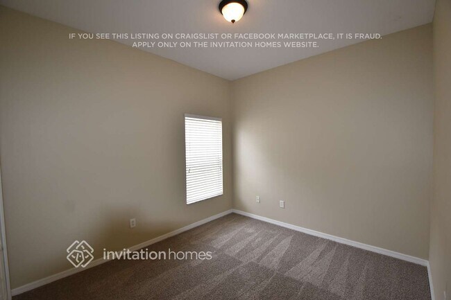 Building Photo - 1004 Crystal Carbon Way