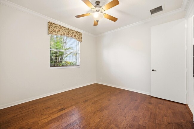 Building Photo - 195 Sedona Way