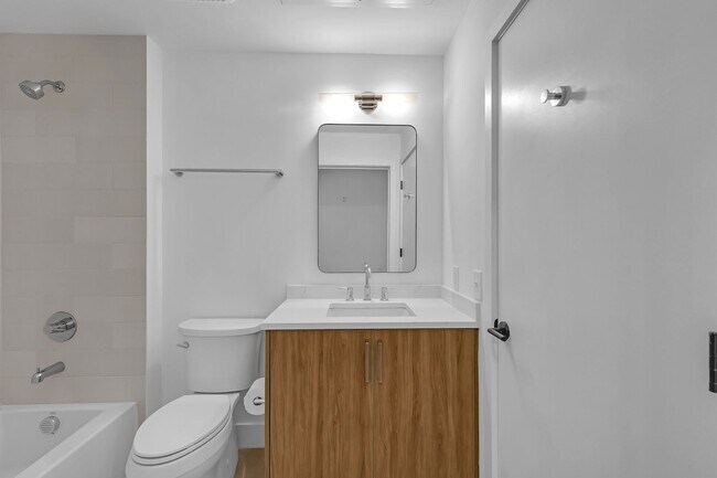 Building Photo - 567 Ponce De Leon Ave NE